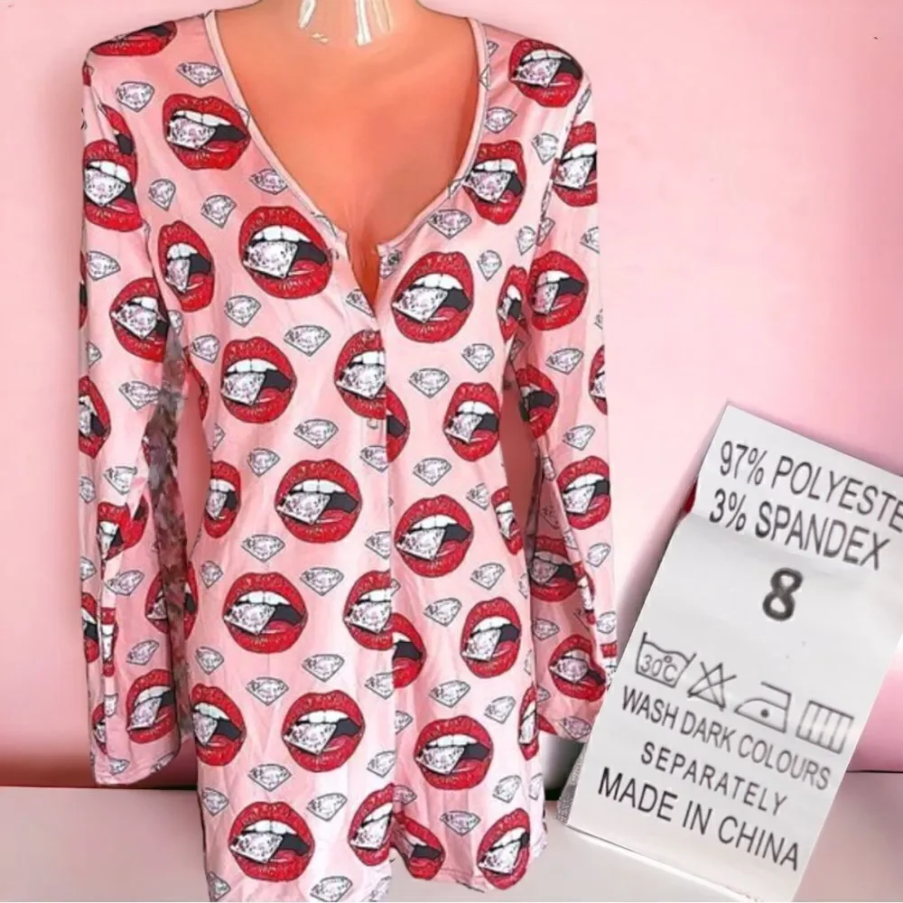 Hot Lips Snap-up Onesie l Loungewear PJ l XL l NWOT